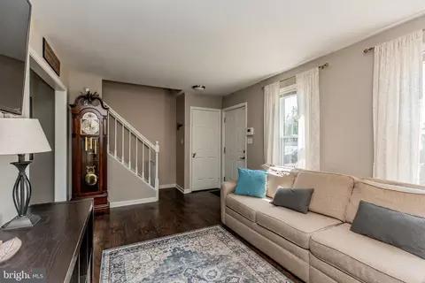 Entry Way - 358 Cardinal Rd, Lititz, PA 17543 photo 1 of 2