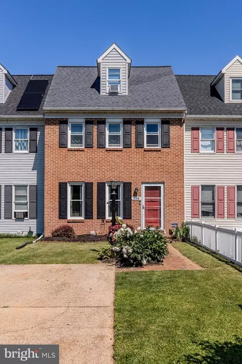 Exterior - 358 Cardinal Rd, Lititz, PA 17543 photo 3 of 8