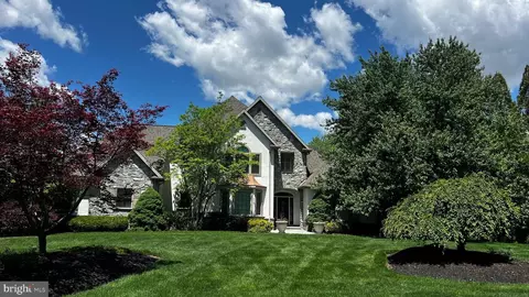 367 Millpond Dr, Lititz, PA 17543