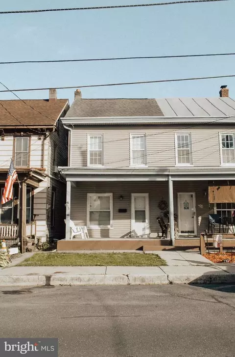 135 Washington Ave, Ephrata, PA 17522