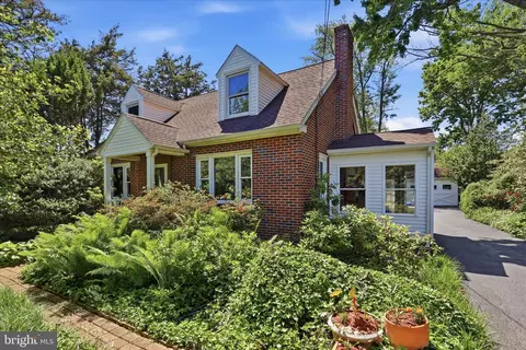 381 Barbara, Millersville, PA 17551