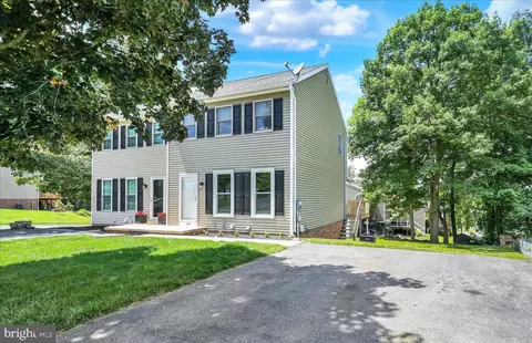 588 Mount Gretna Rd, Elizabethtown, PA 17022