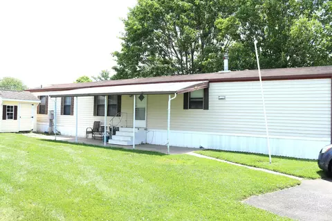 440 Daisy Dr, New Providence, PA 17560