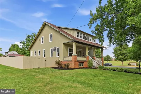 Exterior - 531 Front St, Lititz, PA 17543 photo 4 of 14