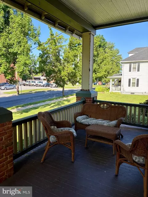 Exterior - 531 Front St, Lititz, PA 17543 photo 7 of 9