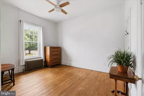 Bedroom - 531 Front St, Lititz, PA 17543 photo 3 of 12
