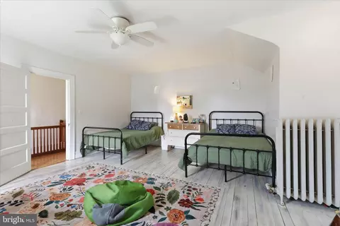 Bedroom - 531 Front St, Lititz, PA 17543 photo 8 of 12