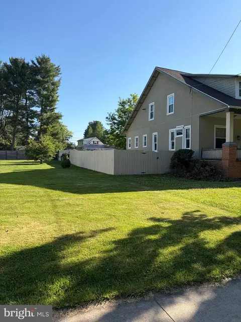 Other - 531 Front St, Lititz, PA 17543 photo 2 of 5