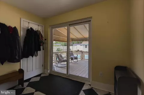 Entry Way - 531 Front St, Lititz, PA 17543 photo 7 of 15