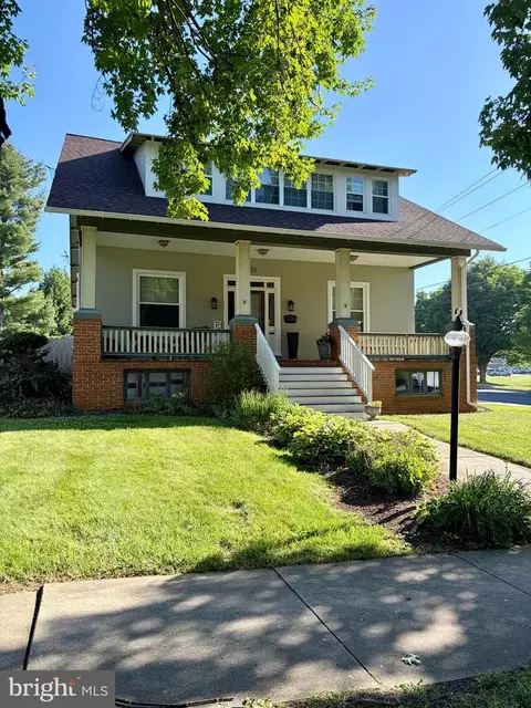 531 Front St, Lititz, PA 17543