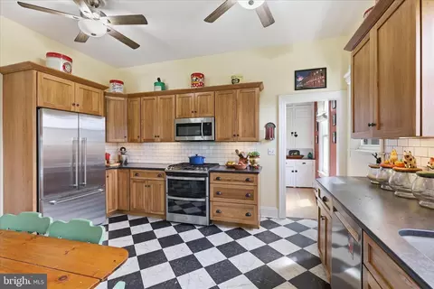 Kitchen - 531 Front St, Lititz, PA 17543 photo 3 of 3