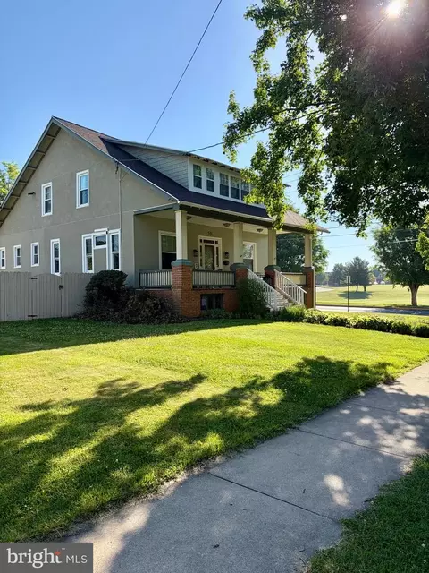 Exterior - 531 Front St, Lititz, PA 17543 photo 3 of 9
