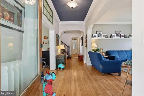Entry Way - 531 Front St, Lititz, PA 17543 photo 1 of 15