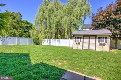 Exterior - 234 Andover Ln, Lititz, PA 17543 photo 7 of 7