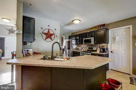 Kitchen - 234 Andover Ln, Lititz, PA 17543 photo 1 of 2