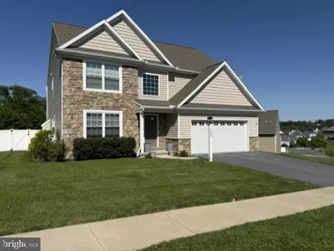 100 Magnolia Ln, New Providence, PA 17560