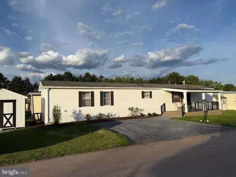 22 Hinden Homes Tra Ct, Denver, PA 17517