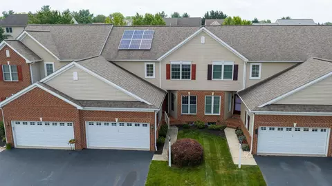 15 Weaver Ave, Ephrata, PA 17522