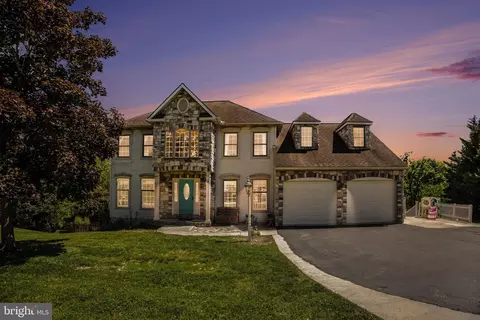 15 Bullrush Ldg, Elizabethtown, PA 17022