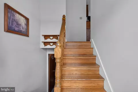 Entry Way - 949 Brunnerville Rd, Lititz, PA 17543 photo 1 of 2