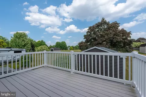 Exterior - 949 Brunnerville Rd, Lititz, PA 17543 photo 4 of 9