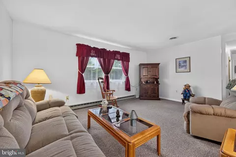 Living - 949 Brunnerville Rd, Lititz, PA 17543 photo 1 of 1