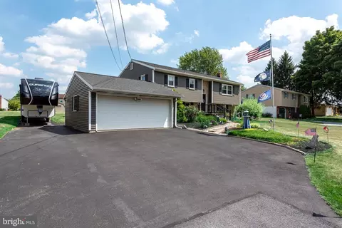 Exterior - 949 Brunnerville Rd, Lititz, PA 17543 photo 9 of 9