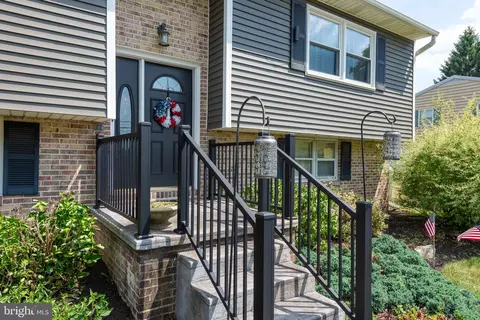 Exterior - 949 Brunnerville Rd, Lititz, PA 17543 photo 3 of 9