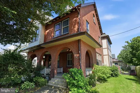 699 New Holland Ave, Lancaster, PA 17602