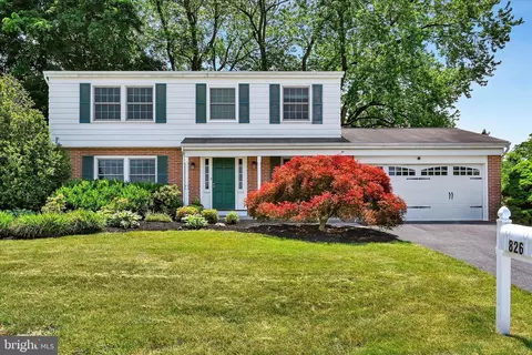 826 Blue Grass Rd, Lancaster, PA 17601