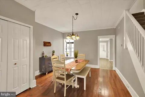 Entry Way - 5 W 2nd Ave, Lititz, PA 17543 photo 2 of 4