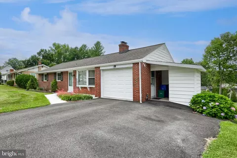 1118 Harriet Ave, Lancaster, PA 17601