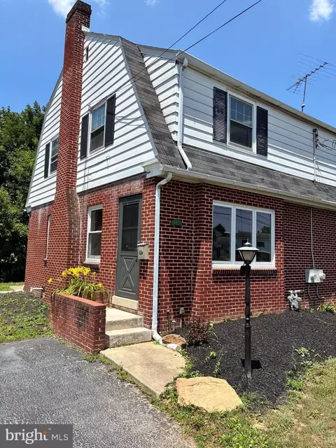545 E High St, Elizabethtown, PA 17022