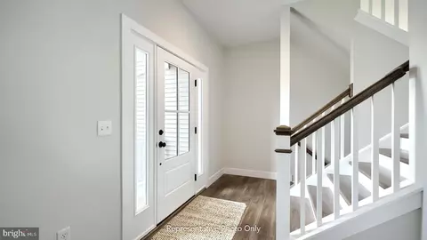 77 Tupelo St, Lititz, PA 17543 photo 5