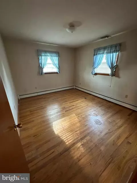 Bedroom - 666 Jane Ave, Mount Joy, PA 17552 photo 2 of 3
