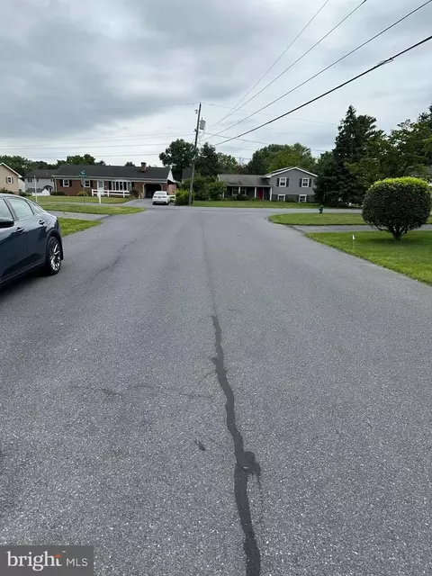 View/Area - 666 Jane Ave, Mount Joy, PA 17552 photo 1 of 2
