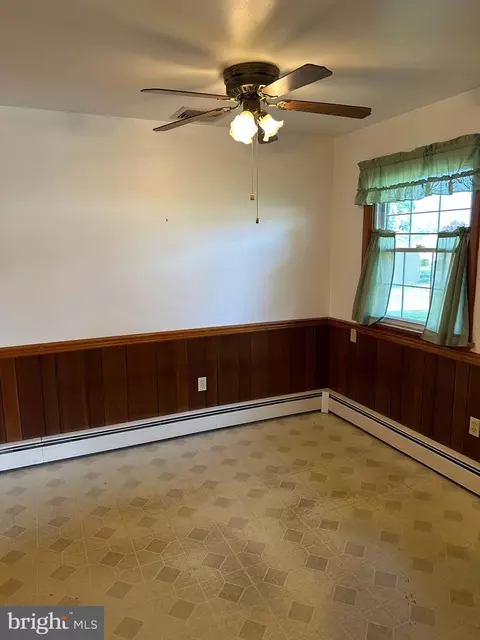 Dining - 666 Jane Ave, Mount Joy, PA 17552 photo 1 of 1