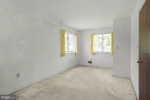 Bedroom - 21 Speedwell Forge Rd, Lititz, PA 17543 photo 2 of 4