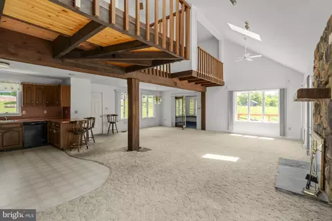 Living - 21 Speedwell Forge Rd, Lititz, PA 17543 photo 1 of 6