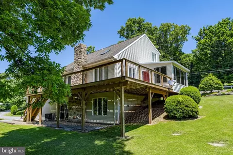 Exterior - 21 Speedwell Forge Rd, Lititz, PA 17543 photo 8 of 20