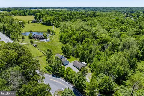 View/Area - 21 Speedwell Forge Rd, Lititz, PA 17543 photo 4 of 8