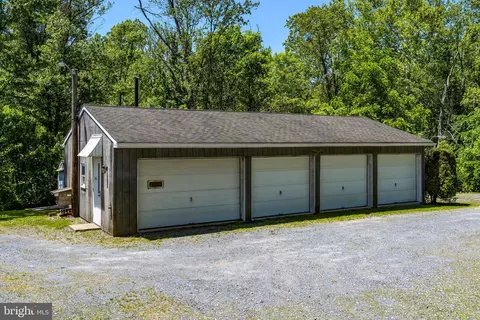Exterior - 21 Speedwell Forge Rd, Lititz, PA 17543 photo 19 of 20