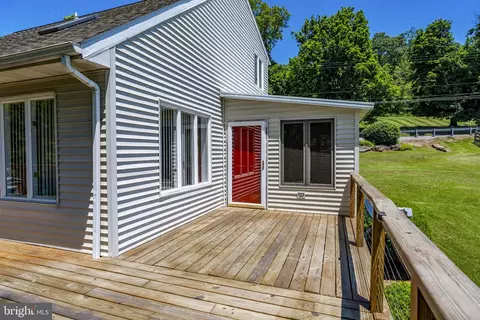 Exterior - 21 Speedwell Forge Rd, Lititz, PA 17543 photo 15 of 20