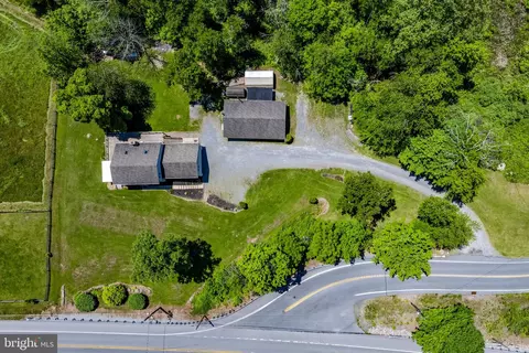 View/Area - 21 Speedwell Forge Rd, Lititz, PA 17543 photo 6 of 8
