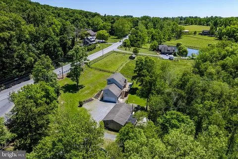 View/Area - 21 Speedwell Forge Rd, Lititz, PA 17543 photo 2 of 8