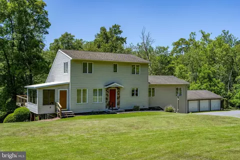 Exterior - 21 Speedwell Forge Rd, Lititz, PA 17543 photo 4 of 20