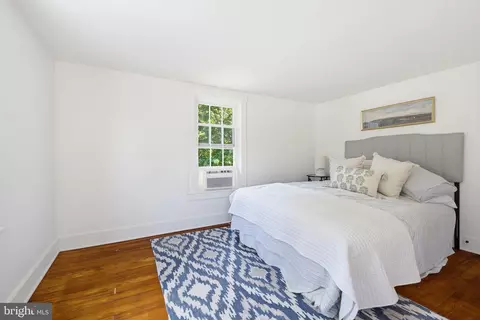 Bedroom - 14 N Locust St, Lititz, PA 17543 photo 1 of 4