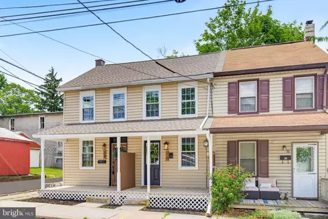 Other - 16 N Locust St, Lititz, PA 17543 photo 1 of 11