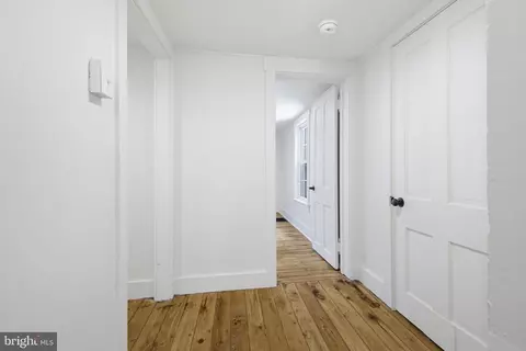 Entry Way - 16 N Locust St, Lititz, PA 17543 photo 4 of 6