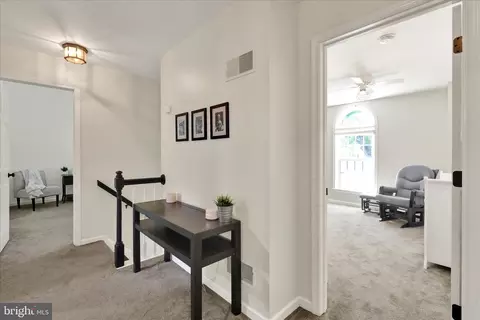 Entry Way - 557 Magnolia Dr, Lititz, PA 17543 photo 3 of 3